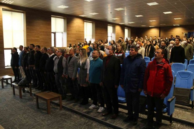Nevü’den ’Mehmet Âkif Ersoy Ve İ̇stiklâl Marşı’ Konulu Konferans