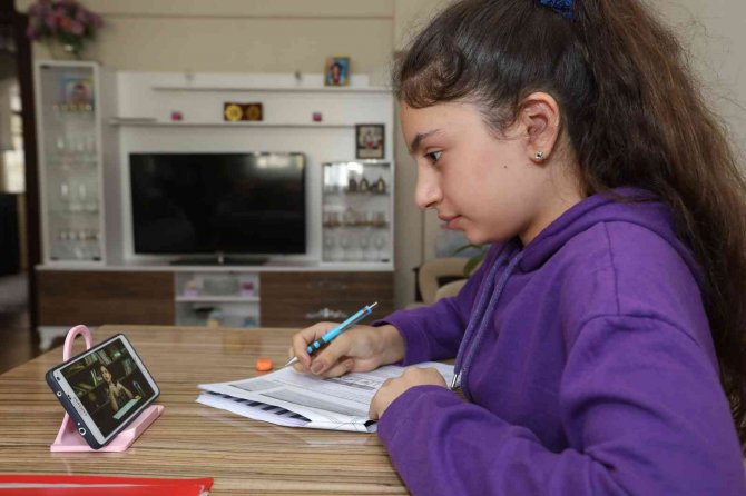 Buca’nın Dijital Dershanesine Büyük İlgi