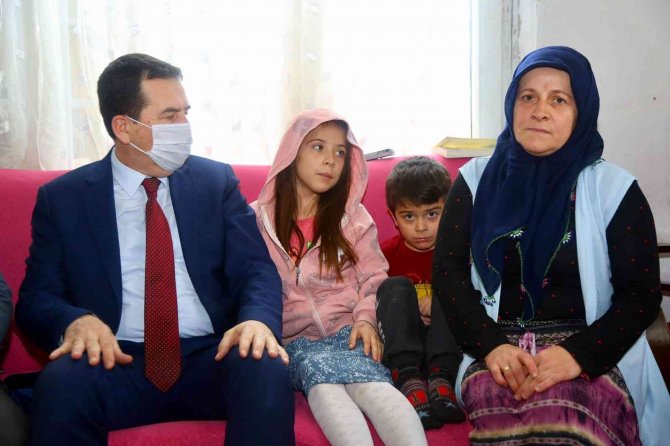 Kaymakam Işık’tan Çölyak Hastası Naile’ye Ziyaret