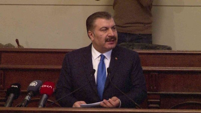Bakan Koca’dan 14 Mart Tıp Bayramı Mesajı: “Hekimlik Mesleğine Manevi Sadakatimizin Devam Etmesini Çok Önemsiyorum”