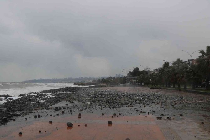 Samsun’da Karada Tipi, Denizde Fırtına