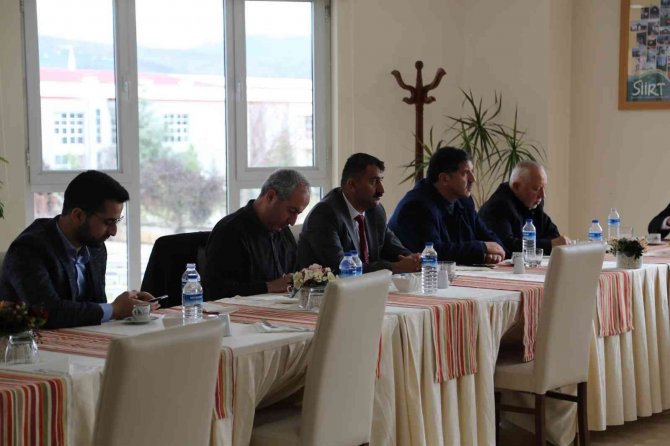 Sıü Rektörü Prof. Dr. Şındak, Stk’larla Bir Araya Geldi