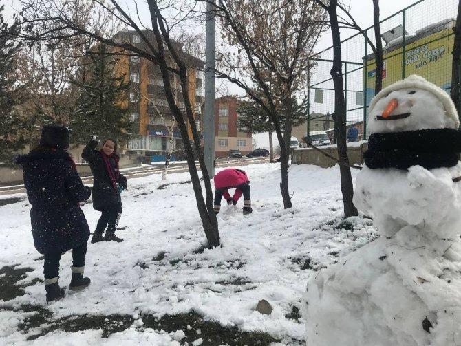 Bayburt’ta Eğitime Kar Tatili