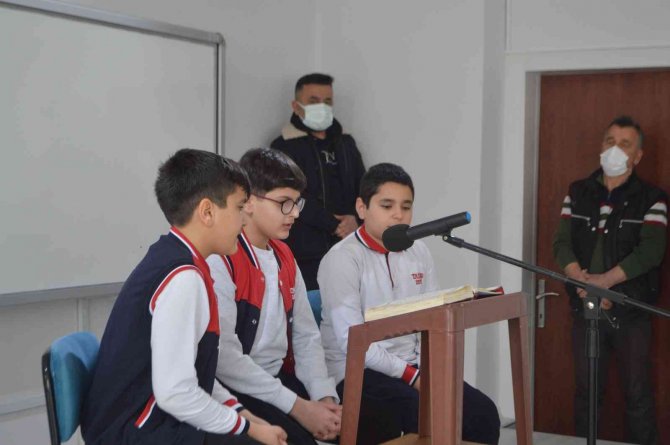 Tavşanlı’da Genç Hafızlar Ödüllendirildi