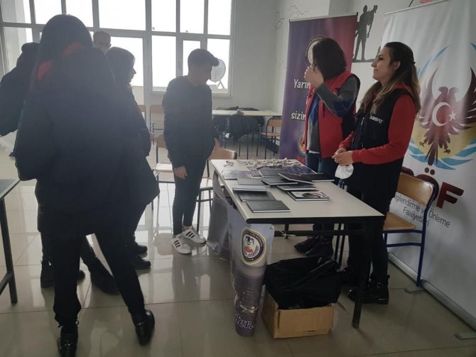 Öğrencilere, Terör Örgütlerinin Eleman Temin Yöntemi Anlatıldı