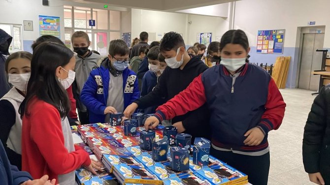 İ̇mkanı Olmayan Öğrencilere "Askıda Kitap" İle Destek Olacaklar