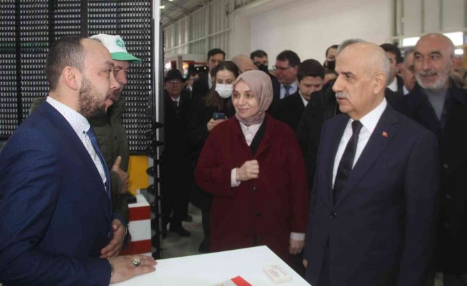 Bakan Kirişci: “Üreticilerimiz, Çiftçilerimiz Bizim Başımızın Tacı”