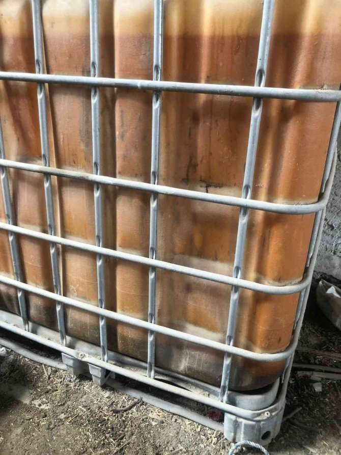 Adana’da 2 Bin 900 Litre Kaçak Akaryakıt Ele Geçirildi
