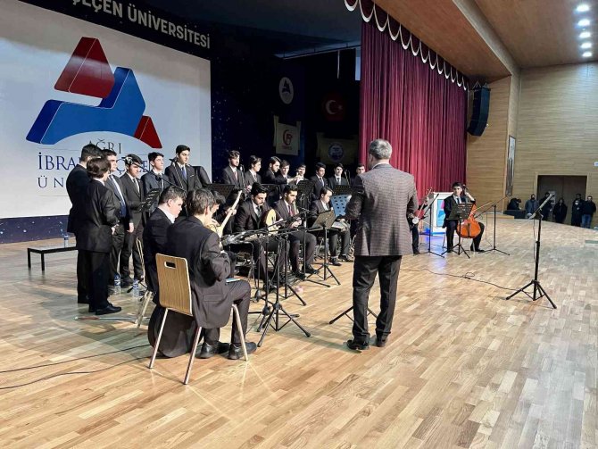 Ağrı’da İ̇stiklal Marşı’nın Kabulü Ve Mehmet Akif Ersoy’u Anma Programı