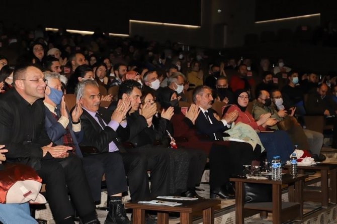 Ak Parti’den Arü Rektörü’ne Tavır