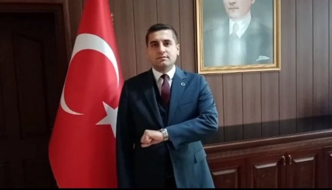 İ̇stiklal Marşını İşaret Dili İle Okudular