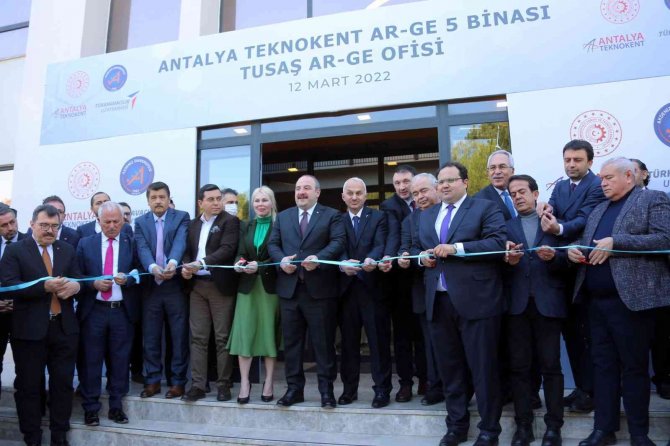 Bakan Varank:"milli Muharip Uçak Projesi Antalya’dan İrtifa Kazanacak"