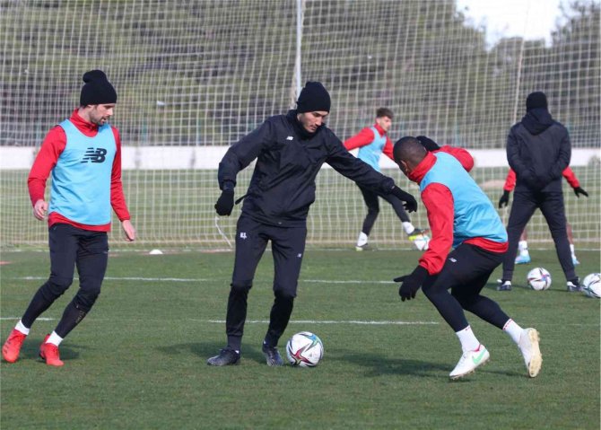 Antalyaspor’dan, Başakşehir Maçına Erteleme Talebi