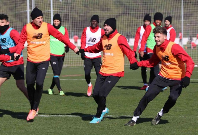 Antalyaspor’dan, Başakşehir Maçına Erteleme Talebi