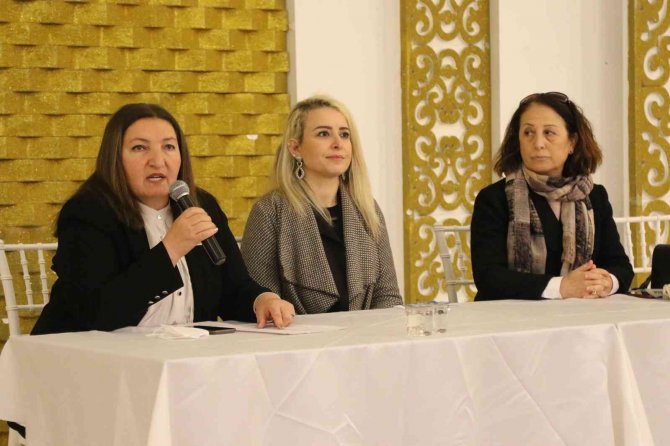 Başkan Deveci: “Kadınlar Birlik Olup Sesinizi Yükseltin”