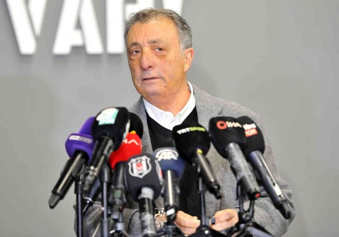 Ahmet Nur Çebi: “Galatasaray İsterse Barcelona Maçını Vodafone Park’ta Oynayabilir”