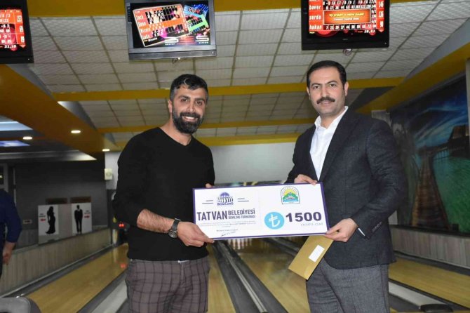 Tatvan’da Bowling Turnuvası Sona Erdi