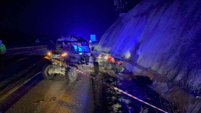 Arkadaşının Aracını Çekerken Atv İle Kanala Uçan Sürücü Hayatını Kaybetti