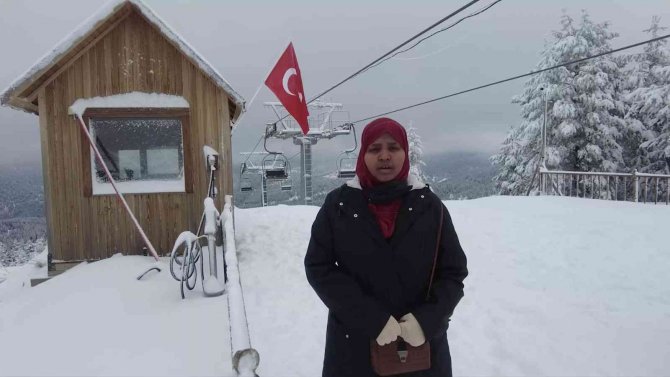 Yabancı Öğrenciler Kabulünün 101. Yıldönümünde İ̇stiklal Marşı’nı Okudu