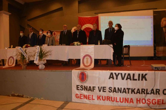 Ayvalık’ta Melih Çakırca Güven Tazeledi