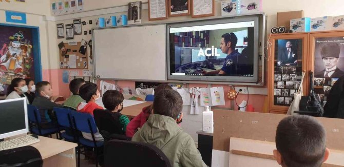 Öğrencilere 112 Acil Çağrı Eğitimi Verildi