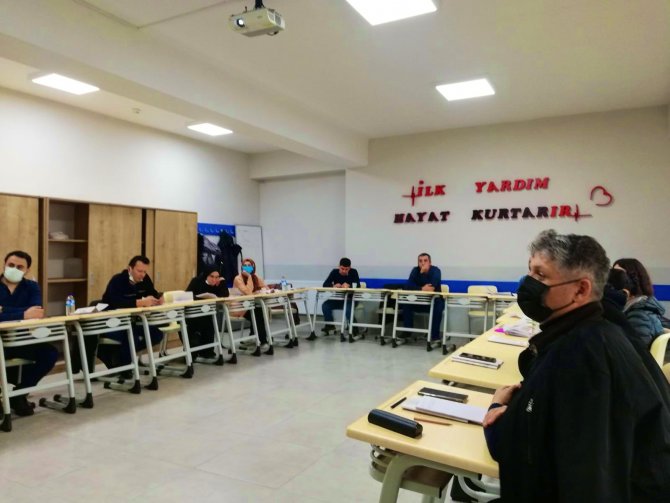 Okul Hemşirelerinin Eğitimleri Tamamlandı