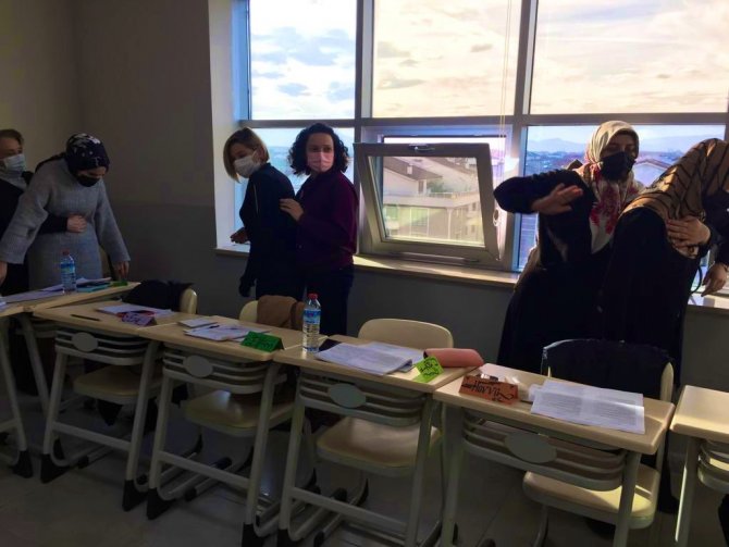 Okul Hemşirelerinin Eğitimleri Tamamlandı