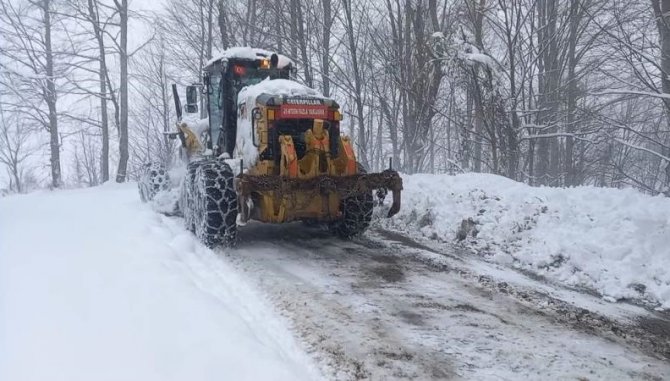 Düzce’de 69 Köy Yolu Ulaşıma Kapandı