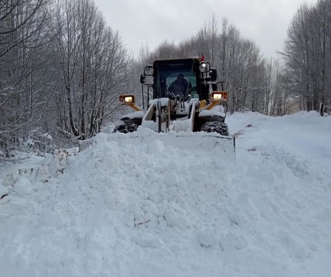 Düzce’de 69 Köy Yolu Ulaşıma Kapandı
