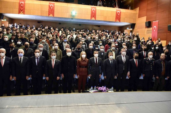 Gümüşhane’de İ̇stiklal Marşı’nın Kabul Yıldönümü Kutlandı