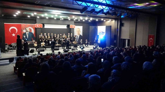 İ̇lkadım Türk Sanat Müziği Korosu’ndan Unutulmaz Konser