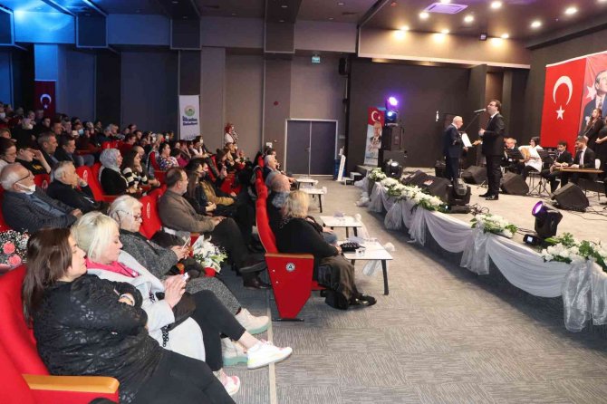 İ̇lkadım Türk Sanat Müziği Korosu’ndan Unutulmaz Konser