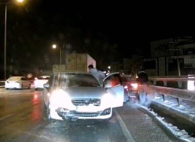 13 Aracın Karıştığı Zincirleme Kaza Kameralara Yansıdı