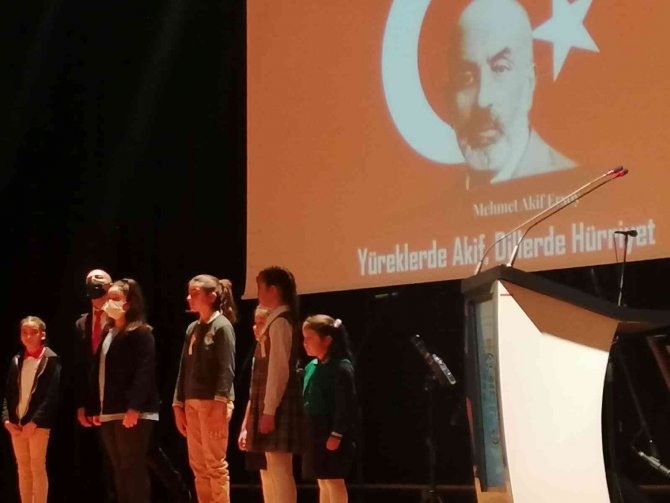 İ̇stiklal Marşı Okuma Yarışması’nda Köyceğizli Yıldız Birinci Oldu