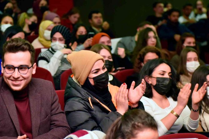 Vali Karadeniz, Gençlerle Bir Araya Geldi