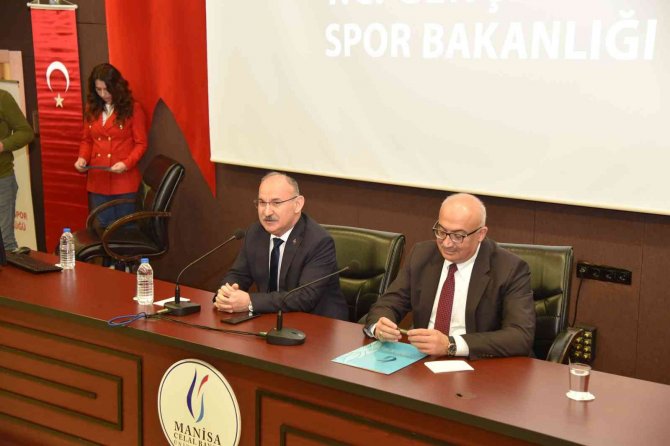 Vali Karadeniz, Gençlerle Bir Araya Geldi