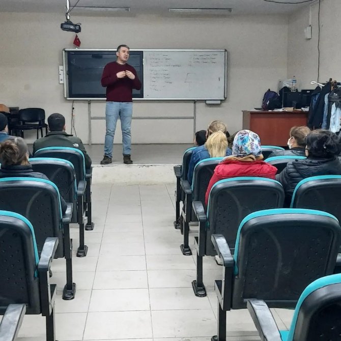 Yabancı Uyruklulara Uyum Eğitimi