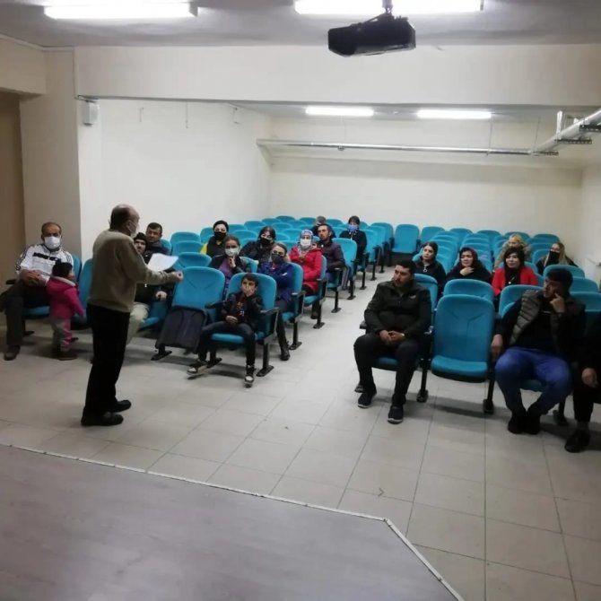 Yabancı Uyruklulara Uyum Eğitimi