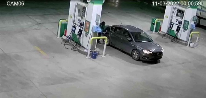 Aracının Deposunu Doldurup Parasını Ödemeden Kaçtı
