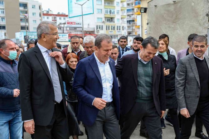 Seçer, Tarhan Ve Özyiğit, Mezitli’de Vatandaşlarla Buluştu