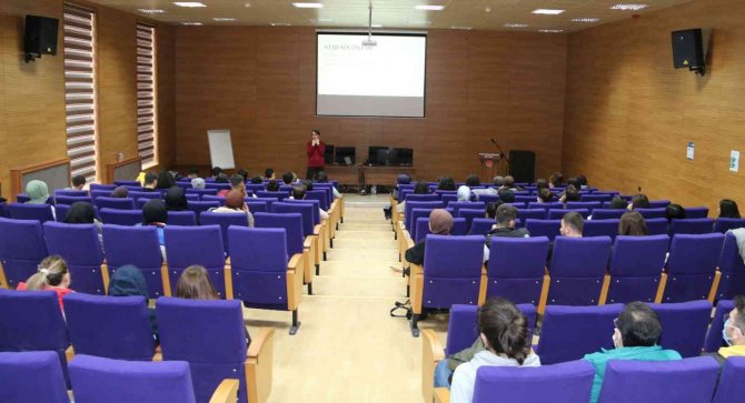 Nevü Öğrencileri “Stres Ve Stresle Başa Çıkma” Konulu Seminer Verdi