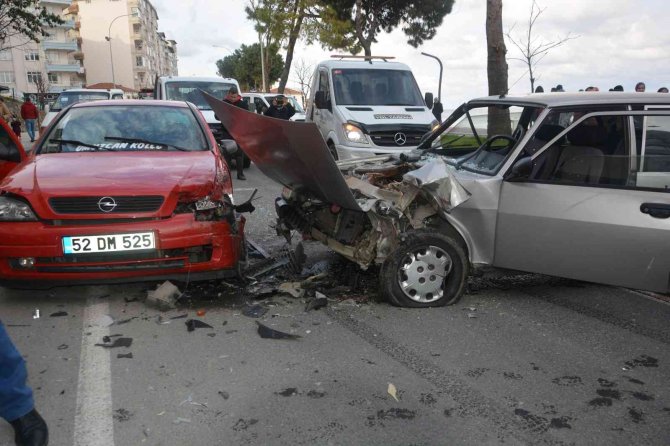 Ordu’da Trafik Kazası: 2 Yaralı