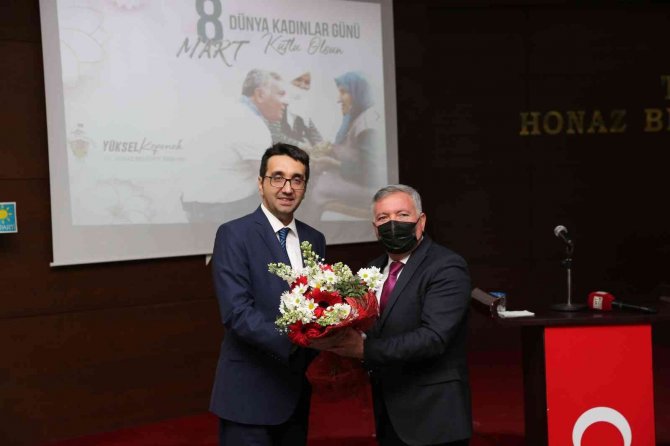 Cerrahi Hastanesi, Honazlı Kadınları Bilgilendirdi