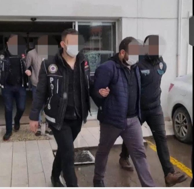 Sakarya’da Uyuşturucuya Geçit Yok: 2 Tutuklama
