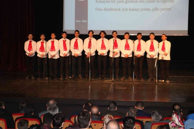 Sivas’ta Mehmet Akif Ersoy Anıldı