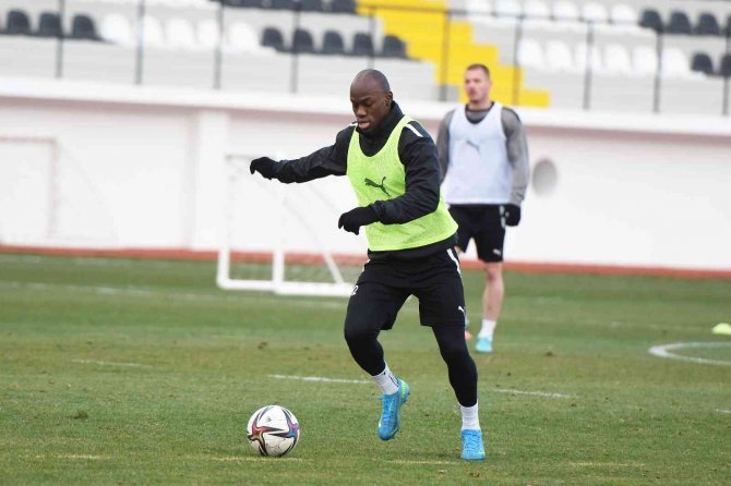 Manisa Fk, Ankaragücü Maçına Hazırlanıyor