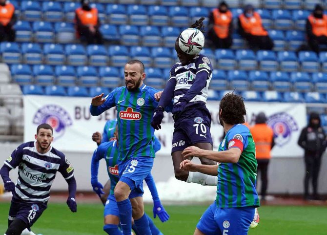 Spor Toto Süper Lig: Kasımpaşa: 1 - Çaykur Rizespor: 0 (İ̇lk Yarı)