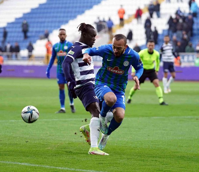 Spor Toto Süper Lig: Kasımpaşa: 1 - Çaykur Rizespor: 0 (İ̇lk Yarı)
