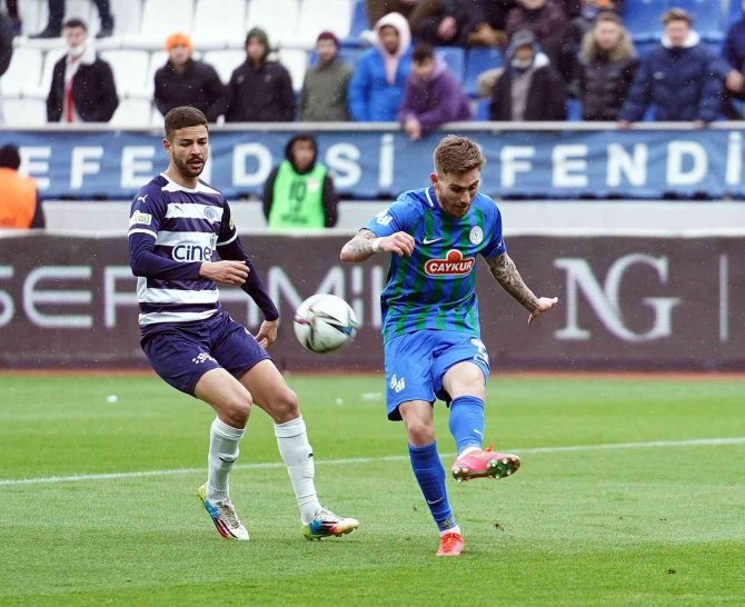 Spor Toto Süper Lig: Kasımpaşa: 1 - Çaykur Rizespor: 0 (İ̇lk Yarı)