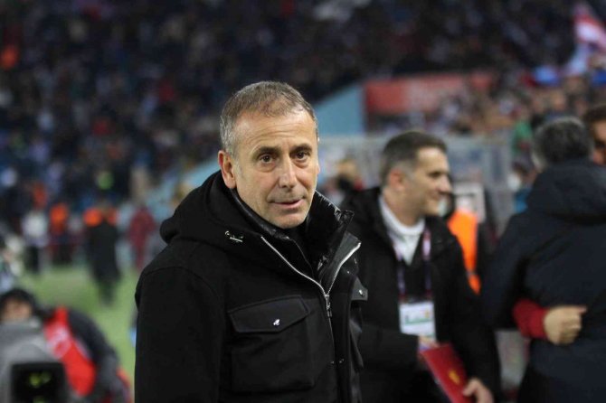 Spor Toto Süper Lig: Trabzonspor: 2 - Göztepe: 2 (İ̇lk Yarı)